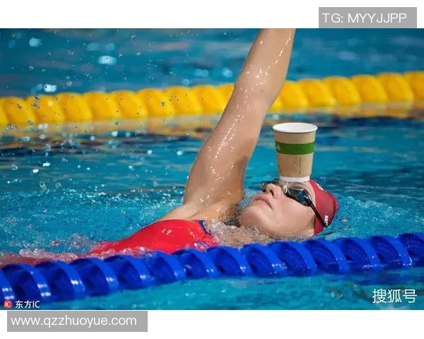 提高仰泳技术的训练方法与技巧解析 适合各水平泳者的系统训练方案